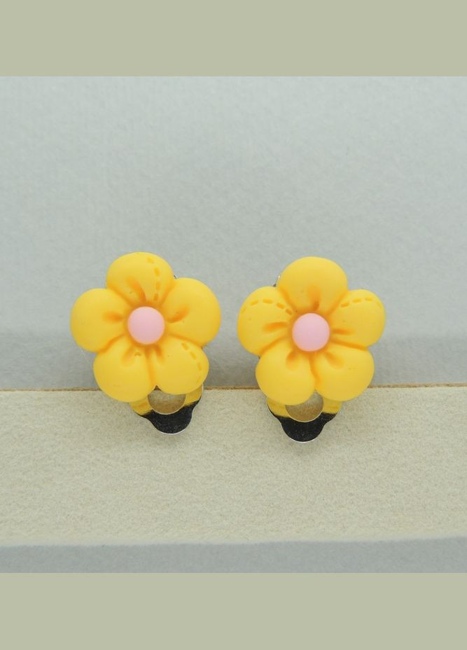 Кліпси сережки дитячі для вух без пробивання вуха сережки у вигляді квітки Мульти Ромашка рожева Liresmina Jewelry (293337369)