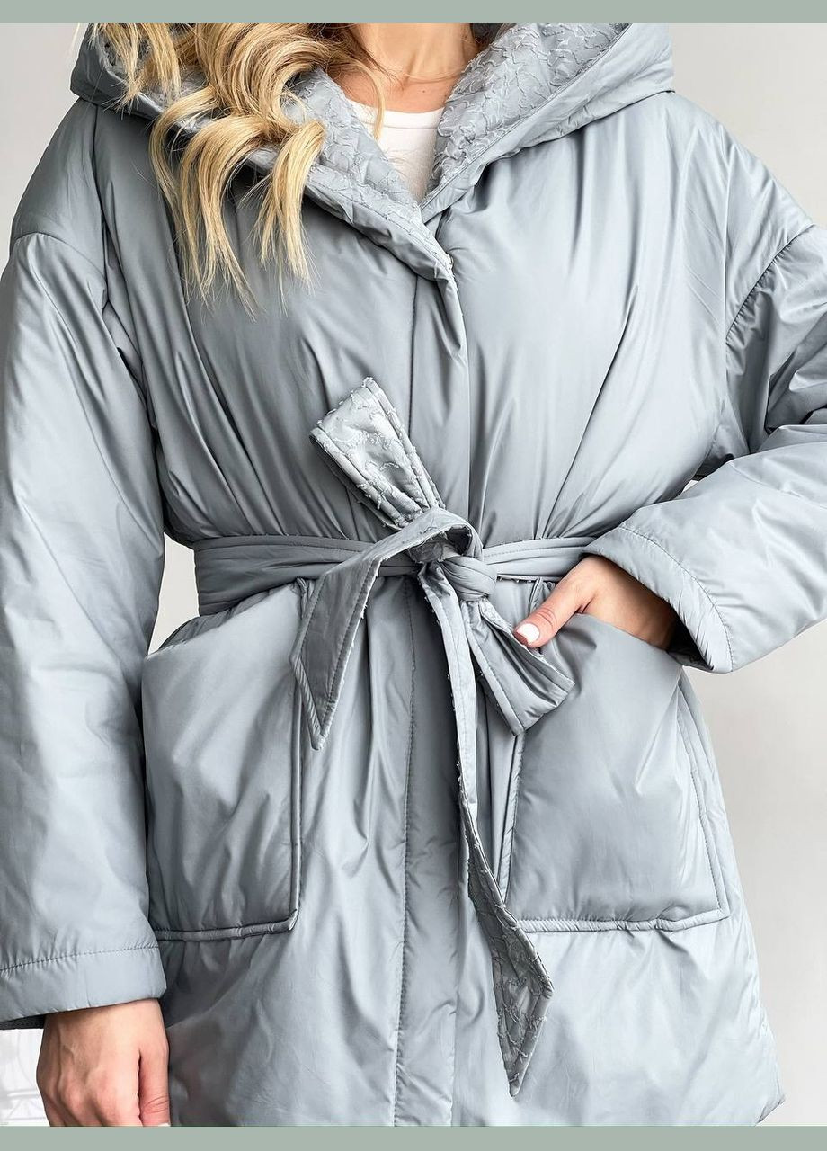 Сіра женская теплая куртка под пояс цвет графит р.46/48 450137 New Trend