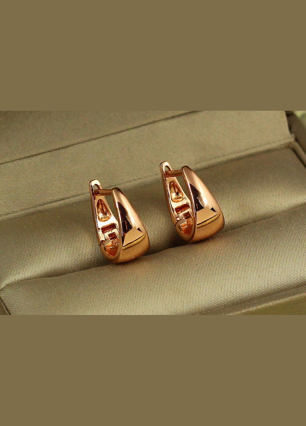 Сережки завужені зверху 1,4 см золотисті Xuping Jewelry (343051324)