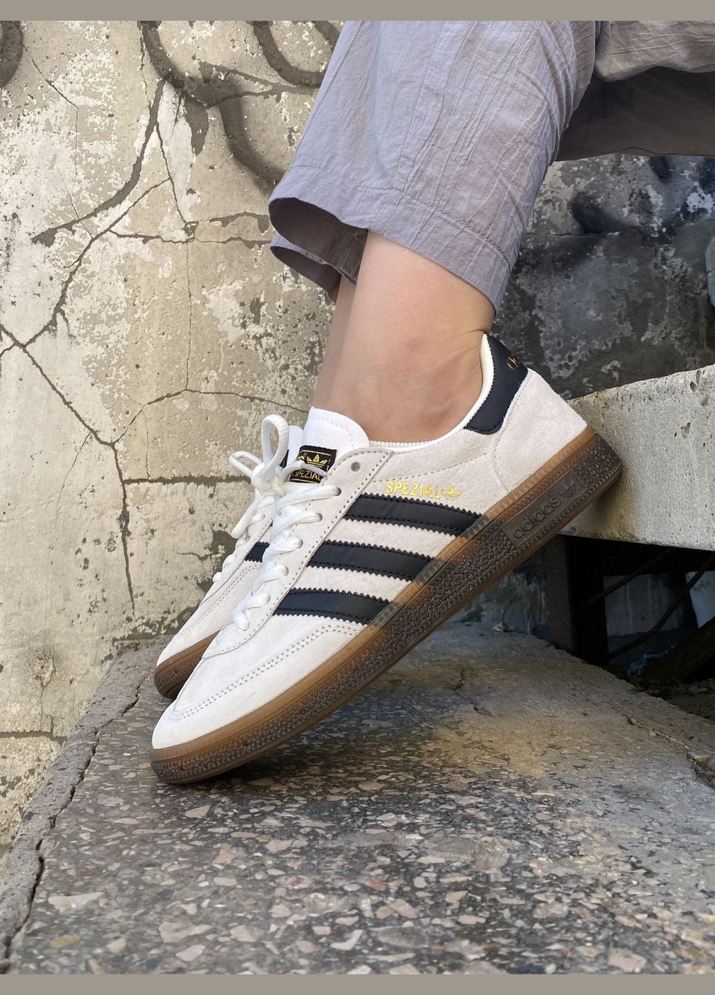 Білі Осінні кросівки чоловічі adidas spezial handball white | адідас спеціал білі No Brand