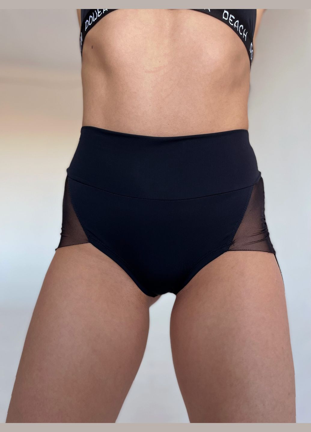Чорні шорти з сіткою на зав'язках - регуляторах для танців, тверка,хілс, полденсу Peach Power Шорти затяжка (301511220)