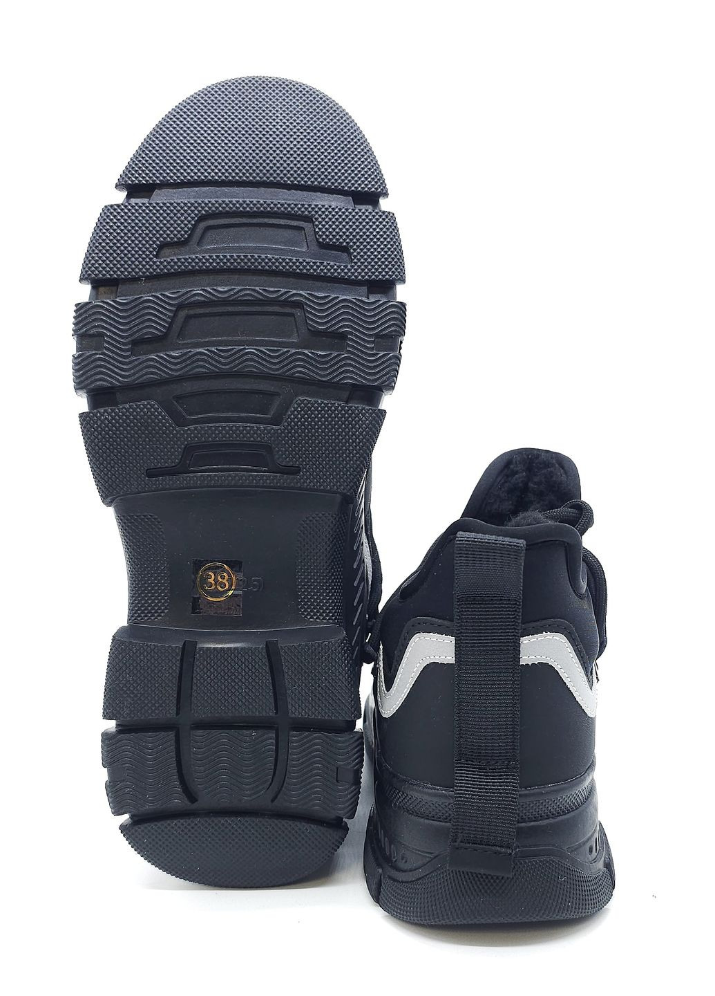 Черные всесезонные женские кроссовки зимние черные кожаные md-11-1 23,5 см (р) Mei De Li