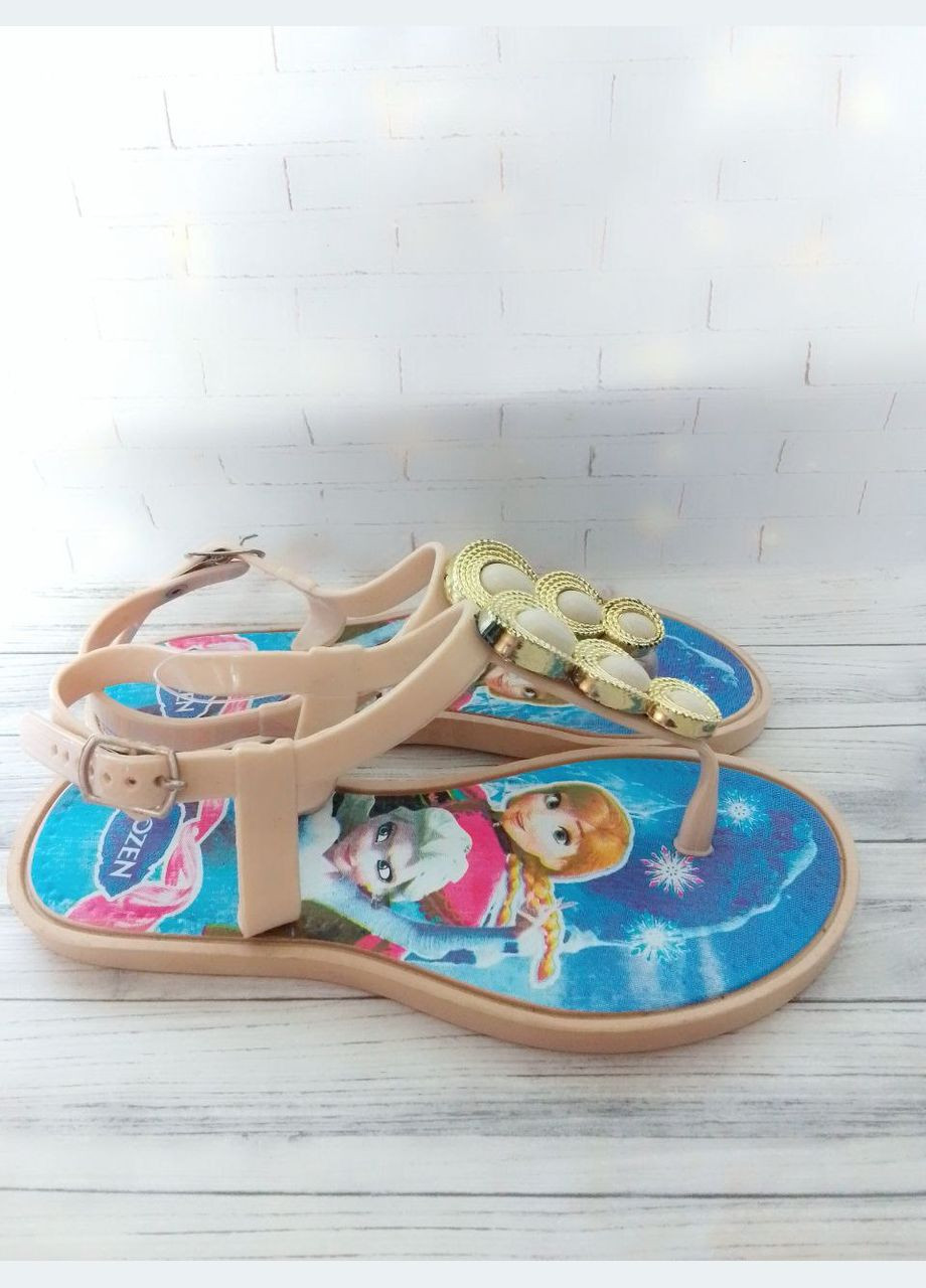 Бежевые босоножки для девочек бежевого цвета No Brand с заклепками