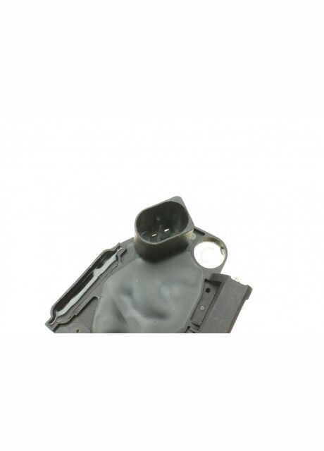 Реле генератора (14.5V) VW Caddy 1.4 95-3 (HÜCO) 130734 UA63 Hitachi (339650087)