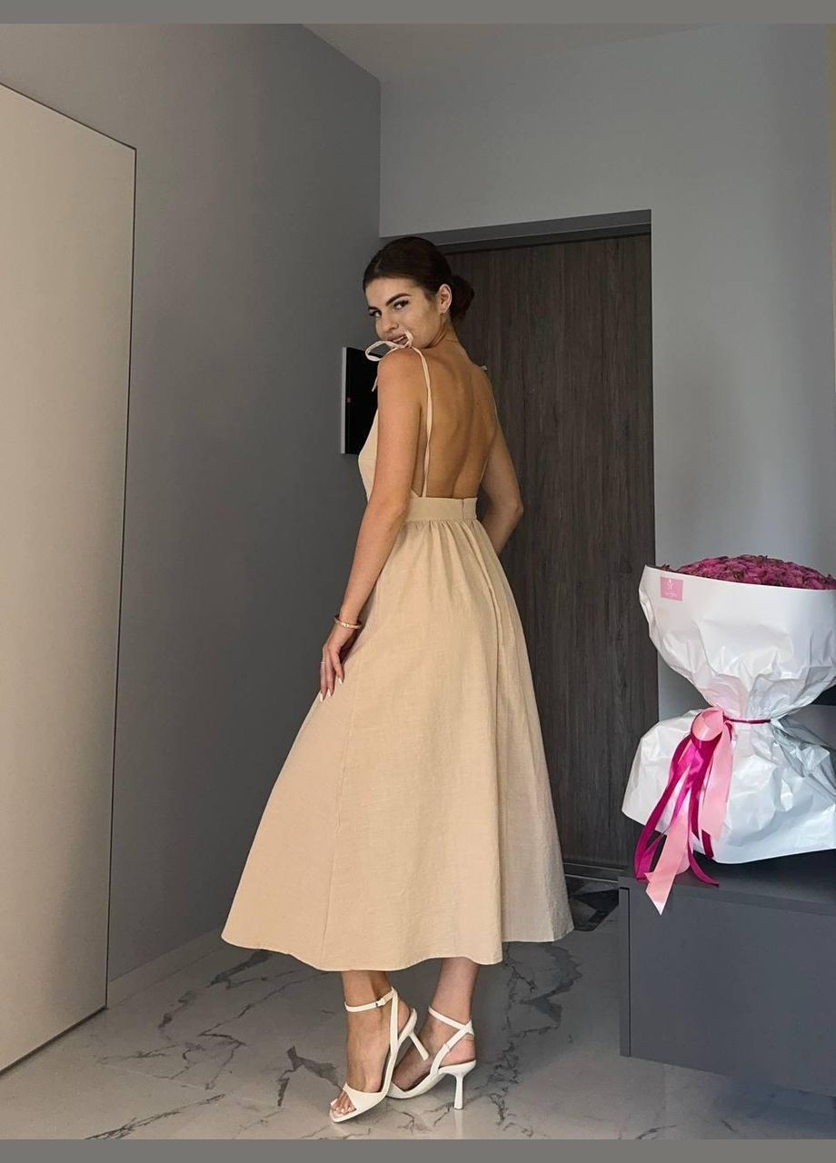 Бежевое повседневный платье женское - длина макси, однотон, на брителях JUGO однотонное