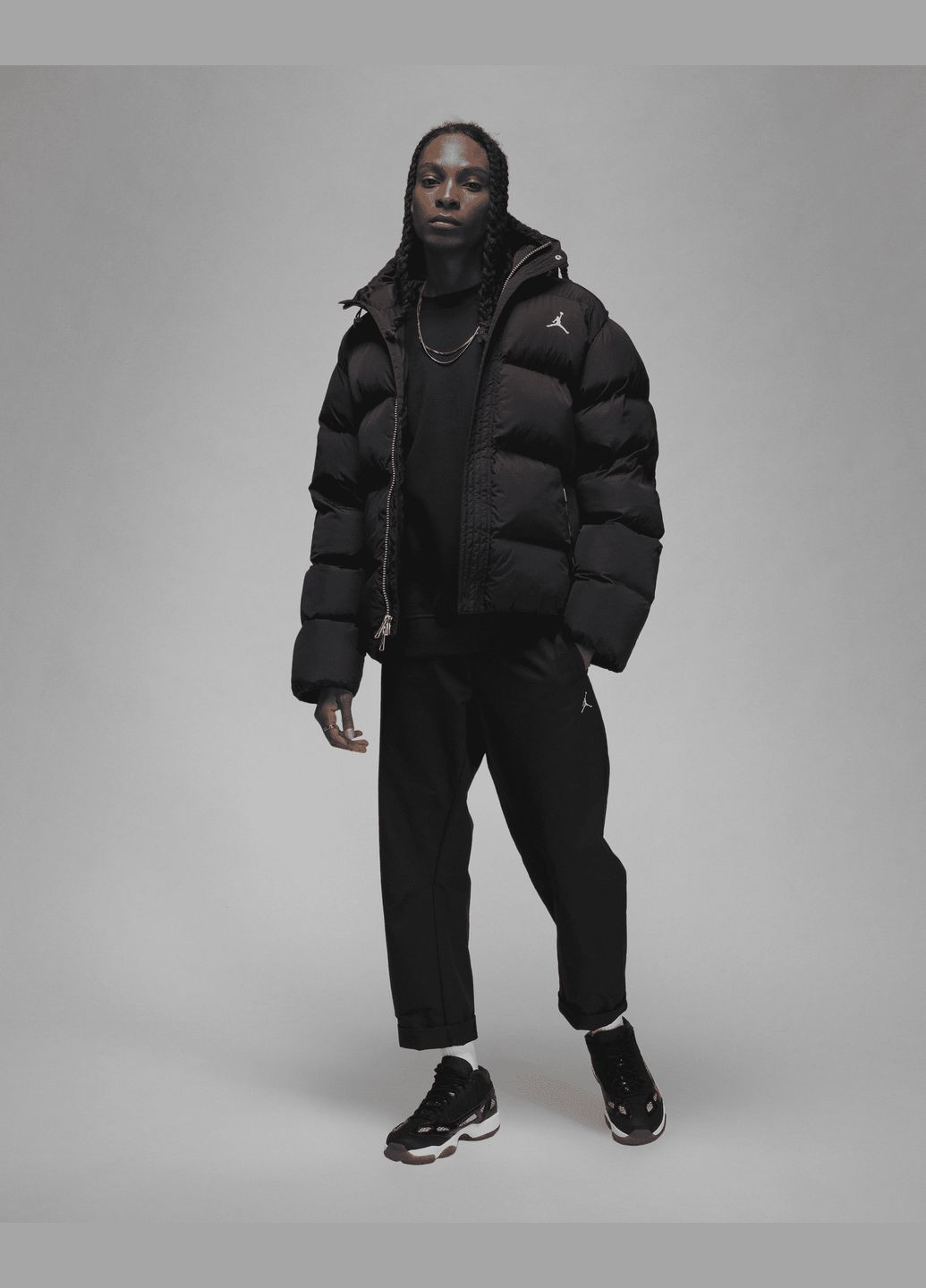 Черная демисезонная мужская куртка mj ess tmt eco puffer fb7311-010 зима черная Jordan