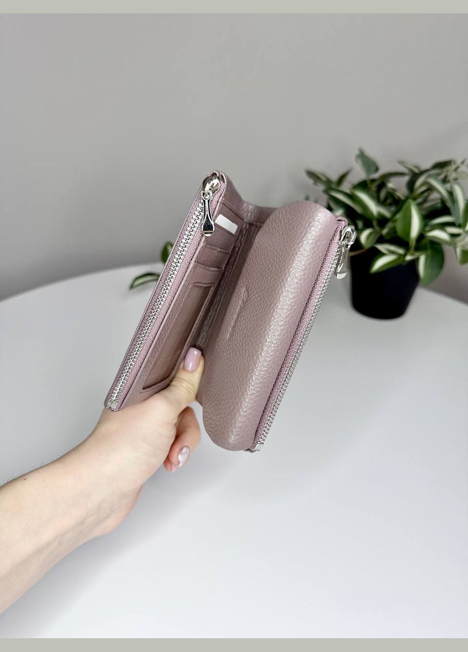 Шкіряний м'який гаманець на магнітах середнього розміру Classic (316218759)