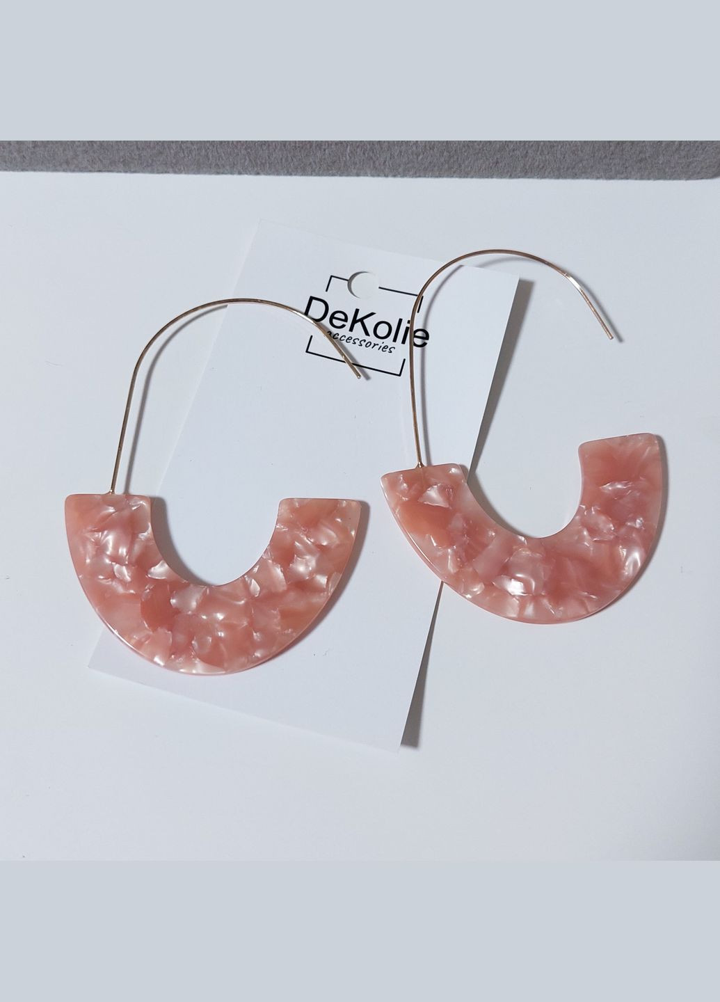 Сережки протяжки з акрилу MK0818-2 рожевий DeKolie (322318981)