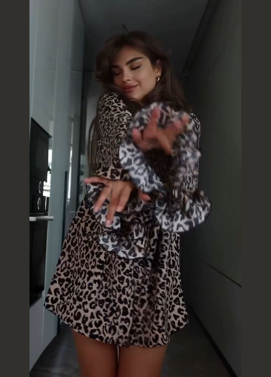 Жіночий костюм в леопардовому принті кімоно + пояс + шорти MonCher (332615207)