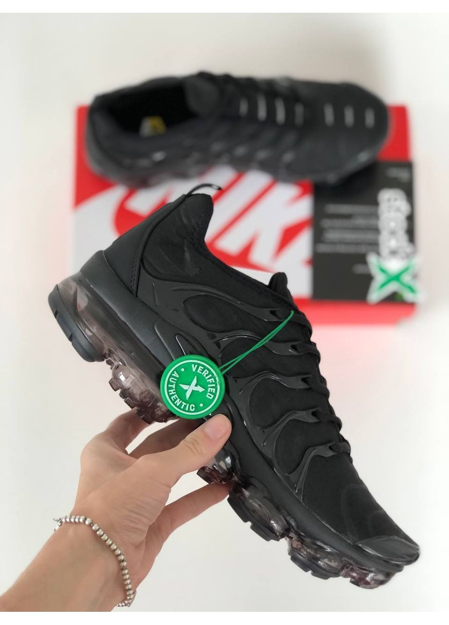 Белые демисезонные кроссовки мужские nike air vapormax plus triple black 924453-004 найк аир вапормакс No Brand