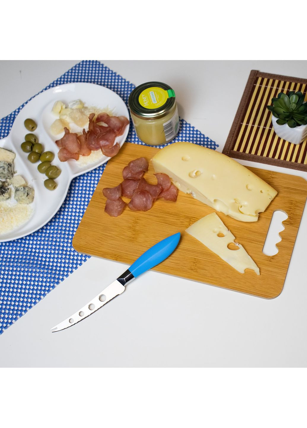 Нож для сыра с пластиковой ручкой L 21.5 см лезвие 11 см Kitchen Master (291398609)