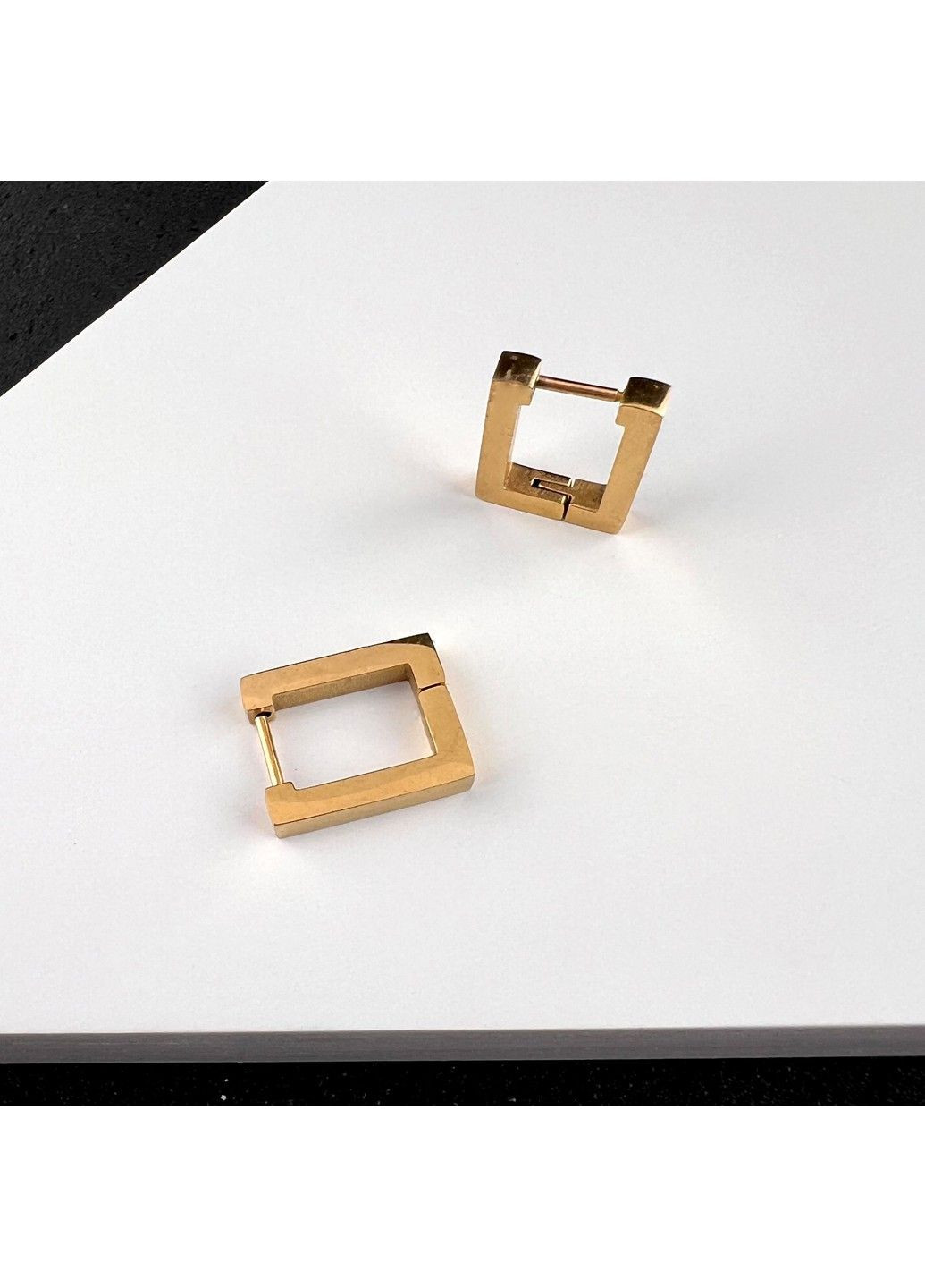 Сережки з позолотою із медичної сталі прямокутної форми ES-305 No Brand (299330465)