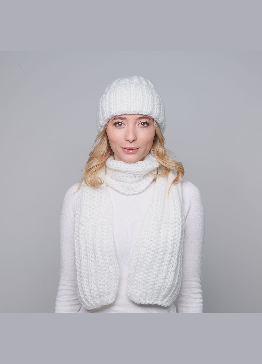 Набір шапка по голові + шарф жіночий вовна білий GWINNETT LuckyLOOK 032-453 (290278399)