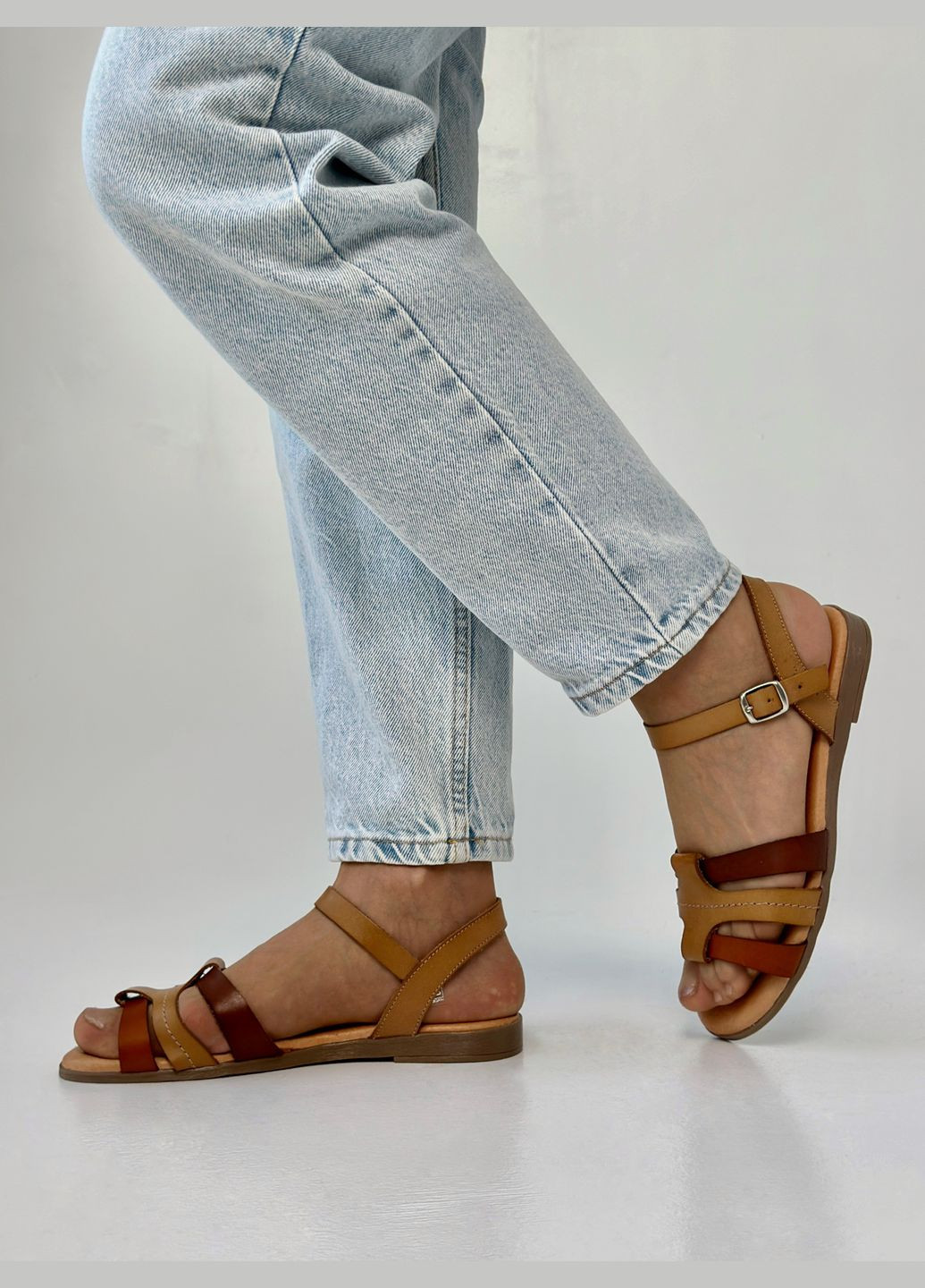 Коричневые босоножки женские кожаные Presso