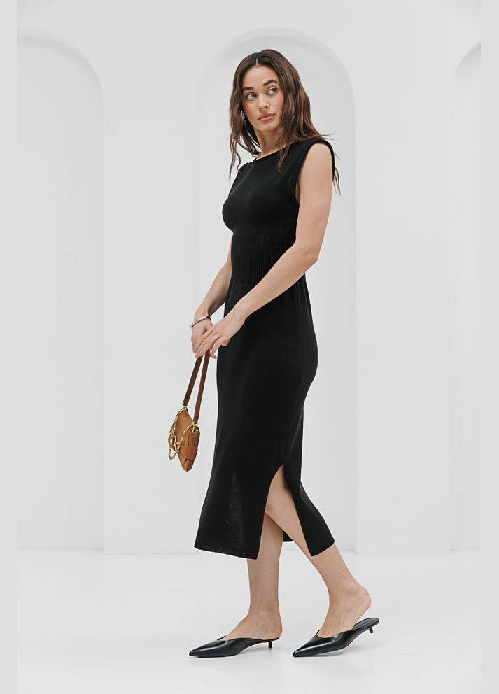 Чорна літнє в'язане чорне плаття з вирізом на спині Arjen