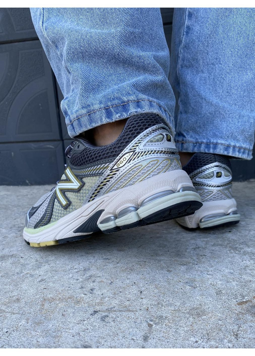 Сірі Осінні кросівки чоловічі new balance 860 v2 grey нью беланс 860 No Brand