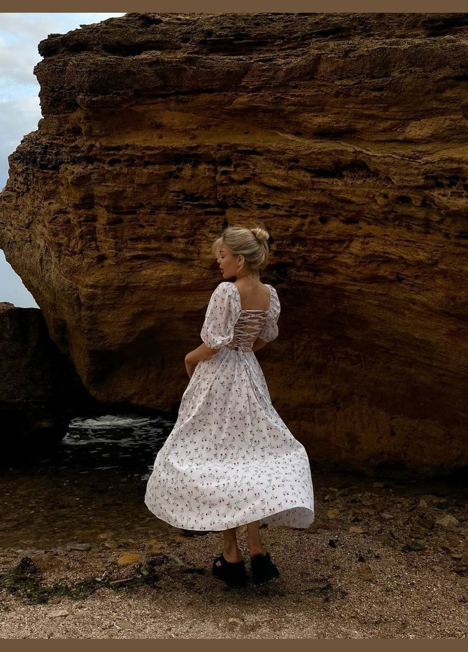 Білий кежуал сукня в квітковий принт Adelante з квітковим принтом