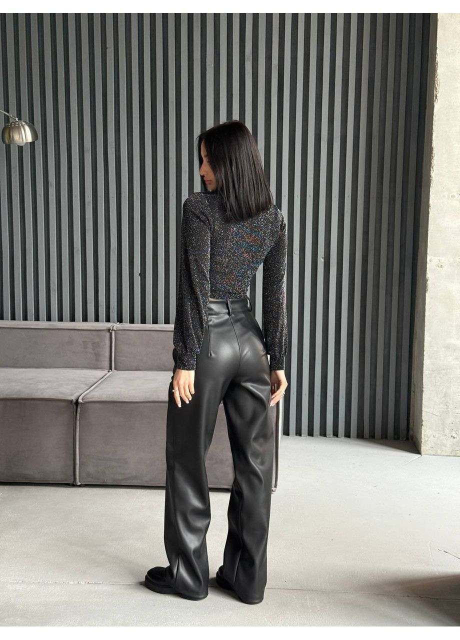 Женские брюки-трубы из эко-кожи. Osoblyva (364990093)