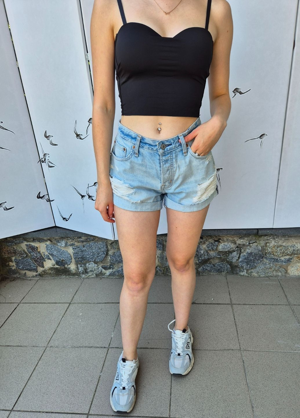 Шорты женские рваные джинсовые Abercrombie&Fitch No Brand (369444062)