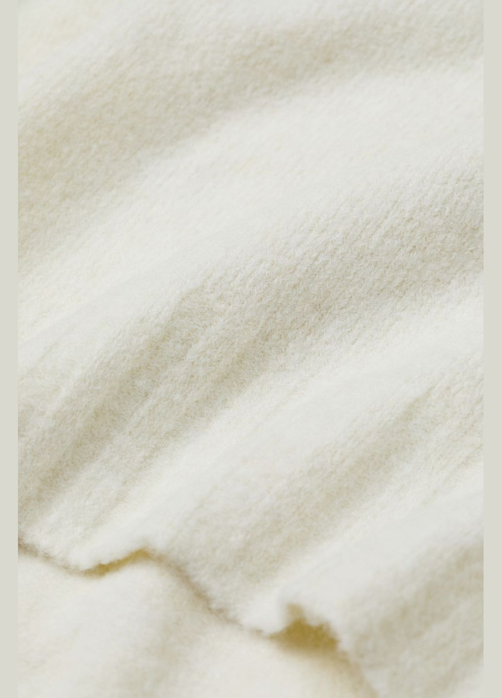 Фисташковый зимний свитер H&M