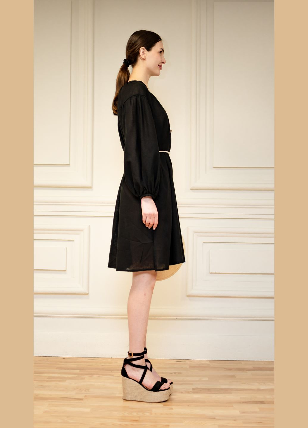 Черное льняное платье с пояском бамберг Dolcedonna