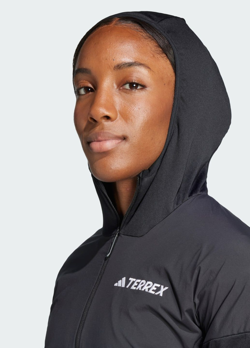 Черная демисезонная куртка terrex xperior climawarm+ wind light fleece hooded adidas