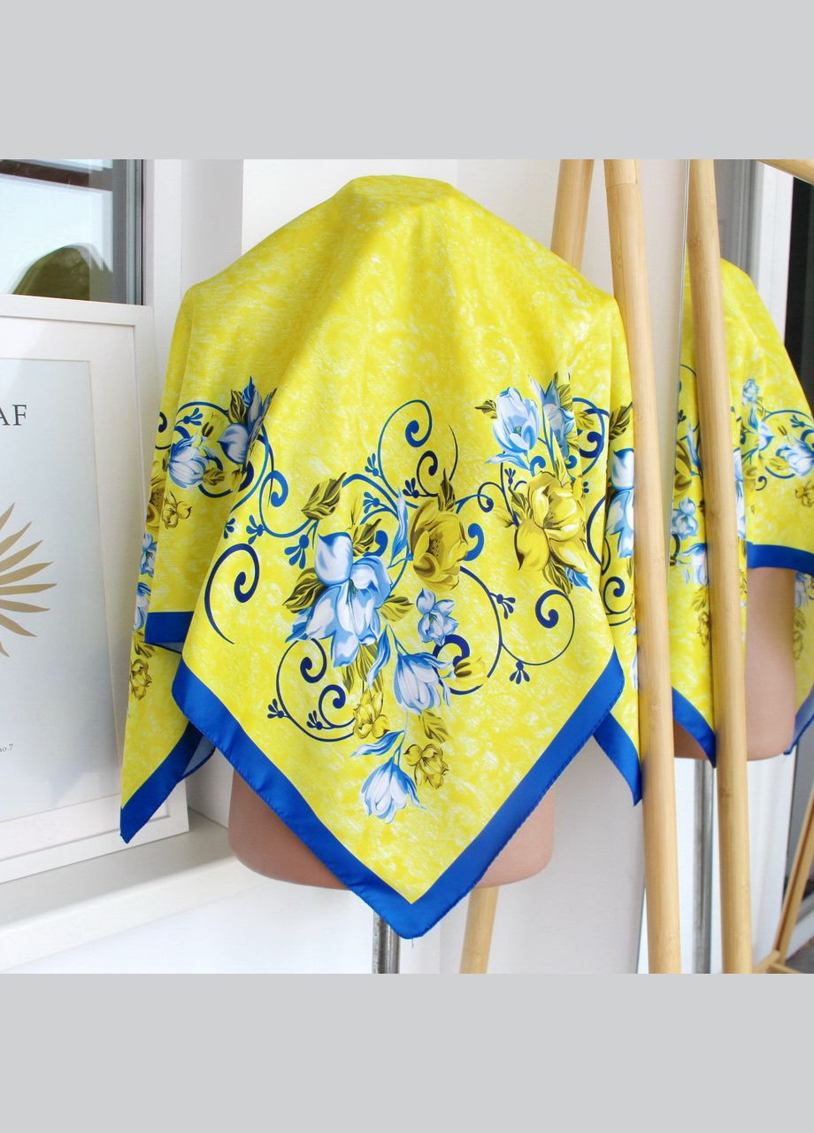 Хустка патріотична 95х95 "Поетичний вечір" 218017 Husta (329900190)