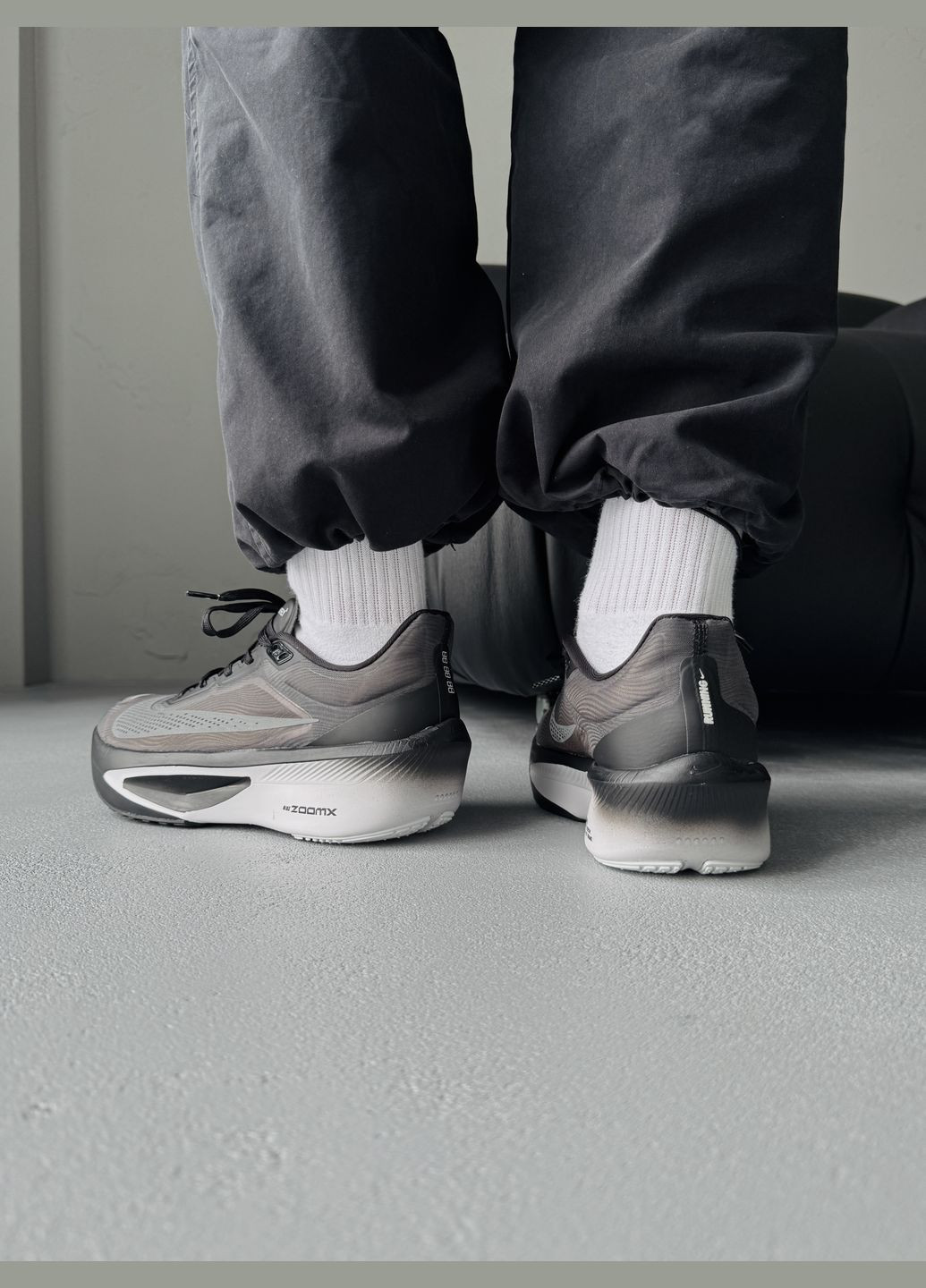 Черные демисезонные кроссовки мужские nike zoom fly 6 black grey | найк зум флай 6 черные No Brand