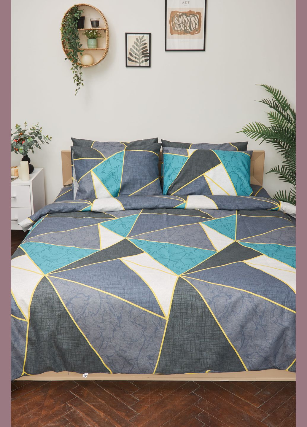 Комплект постільної білизни King Size 220x240 наволочки 4х50х70 Микросатин Premium (MS-820001461) Moon&Star Triangles (285718150)