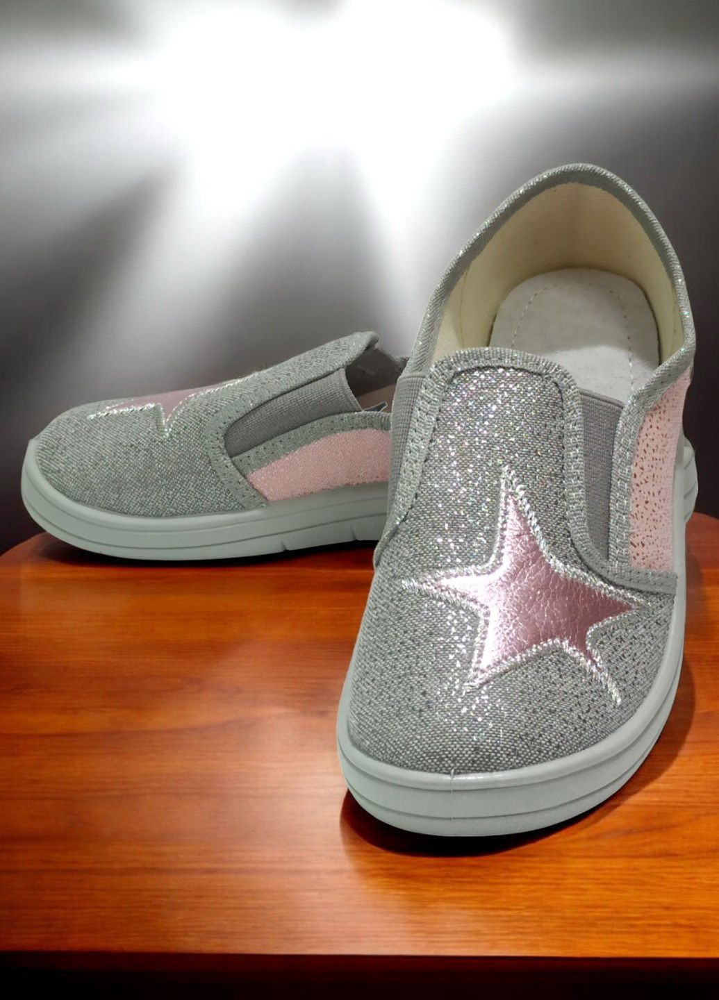 Серебряные текстильные слипоны ортопедические тапочки для девочки Waldi