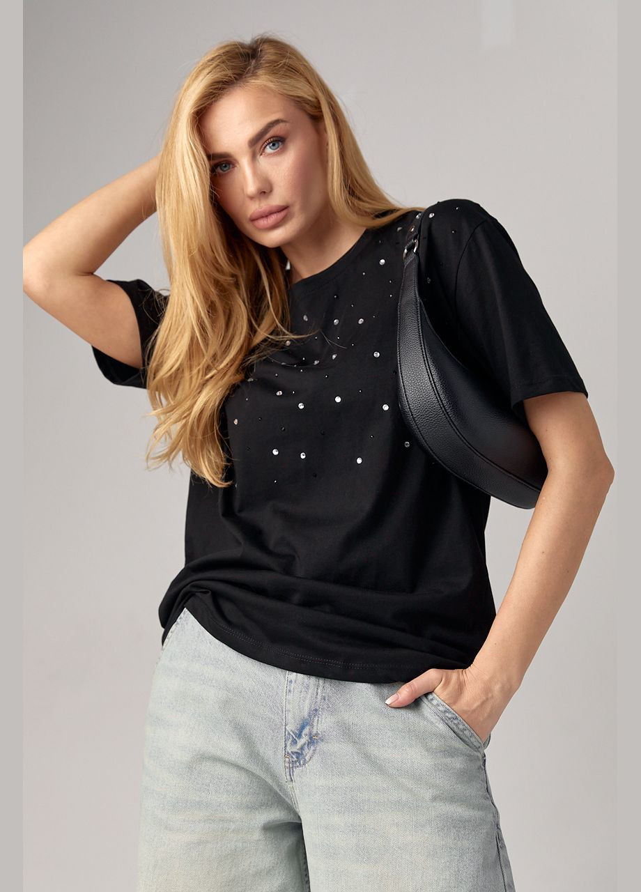 Чорна літня жіноча футболка з кольоровими термостразами. Lurex