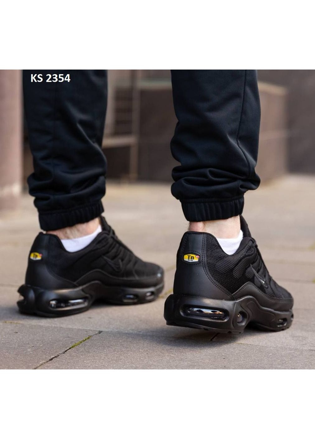 Чорні Осінні кросівки чоловічі nike air tn max plus black найк аір макс тн плюс No Brand