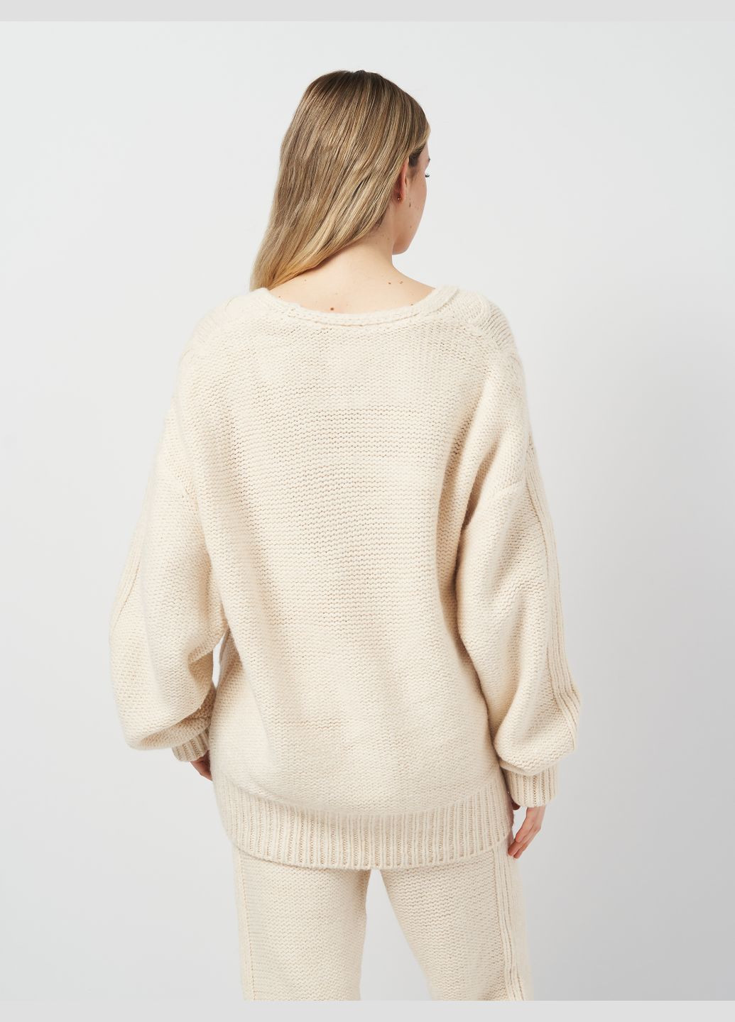Светло-бежевый зимний свитер оверсайз H&M