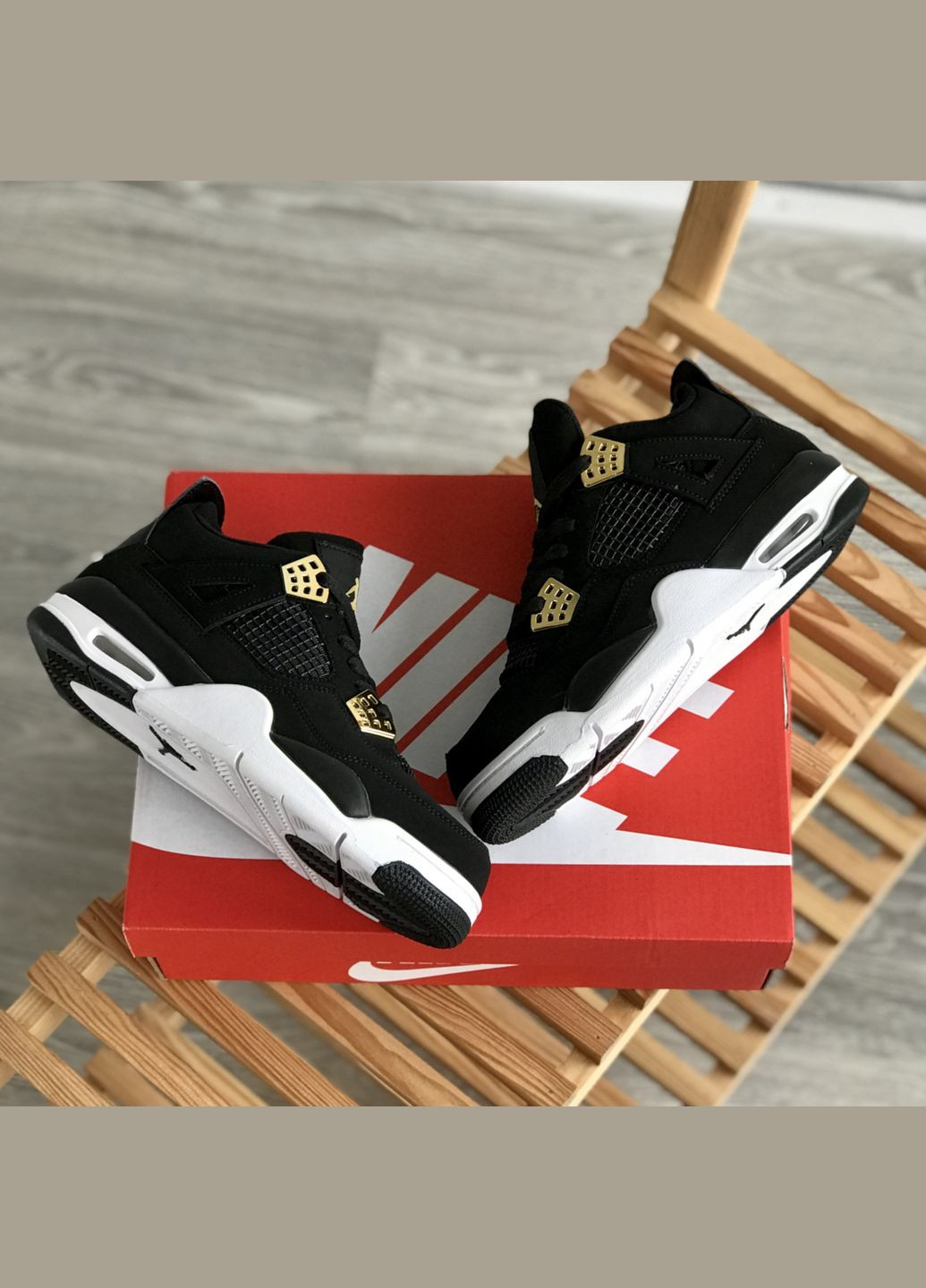 Кросівки жіночі і чоловічі Nike Air Jordan 4 Retro Royalty black white | Найк Аір Джордан 4 Ретро Роялті чорно-білі No Brand чорно-білі всесезони (307288651)