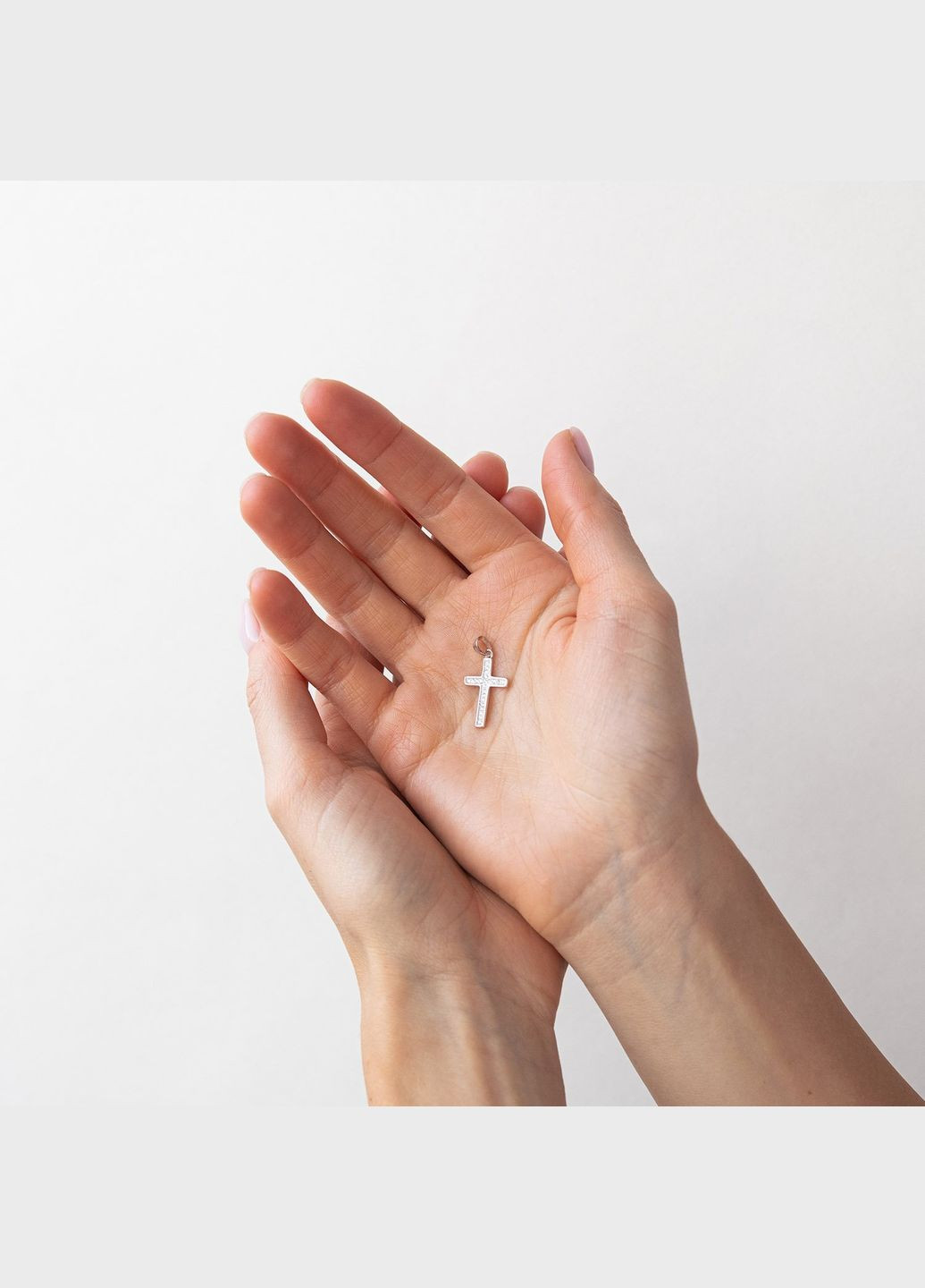 Крестик из серебра (родий,фианиты) 131591 Oniks (264024026)