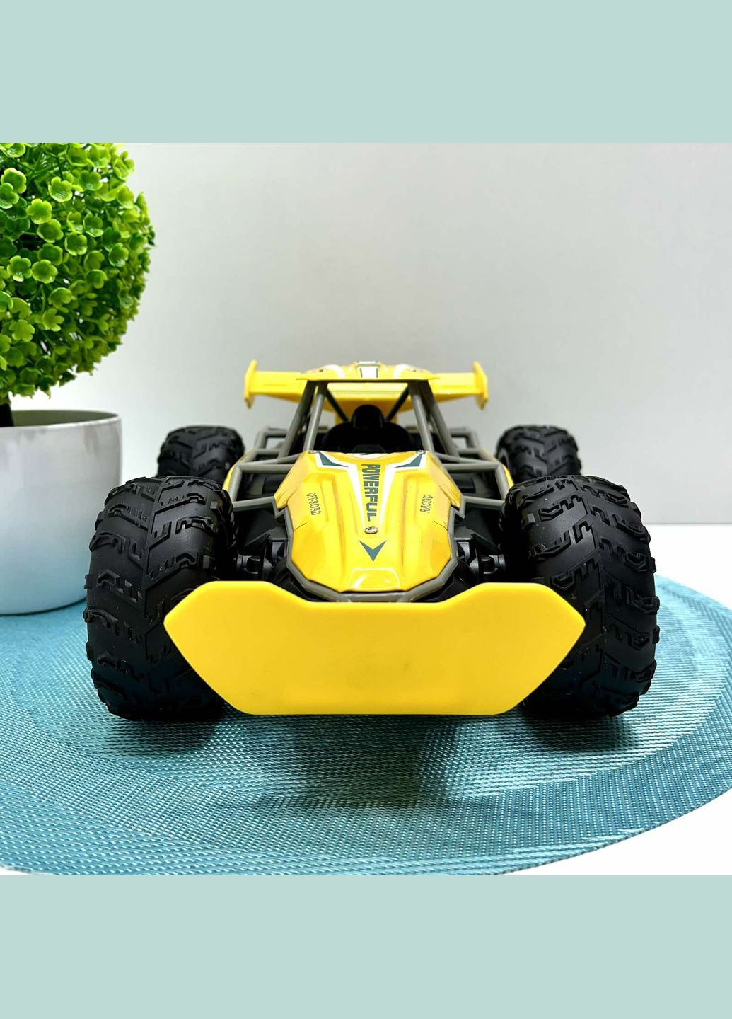 Машинка на радиоуправлении с парогенератором и светом 32,5см 1:12 Желтая (W3383) No Brand (306549359)