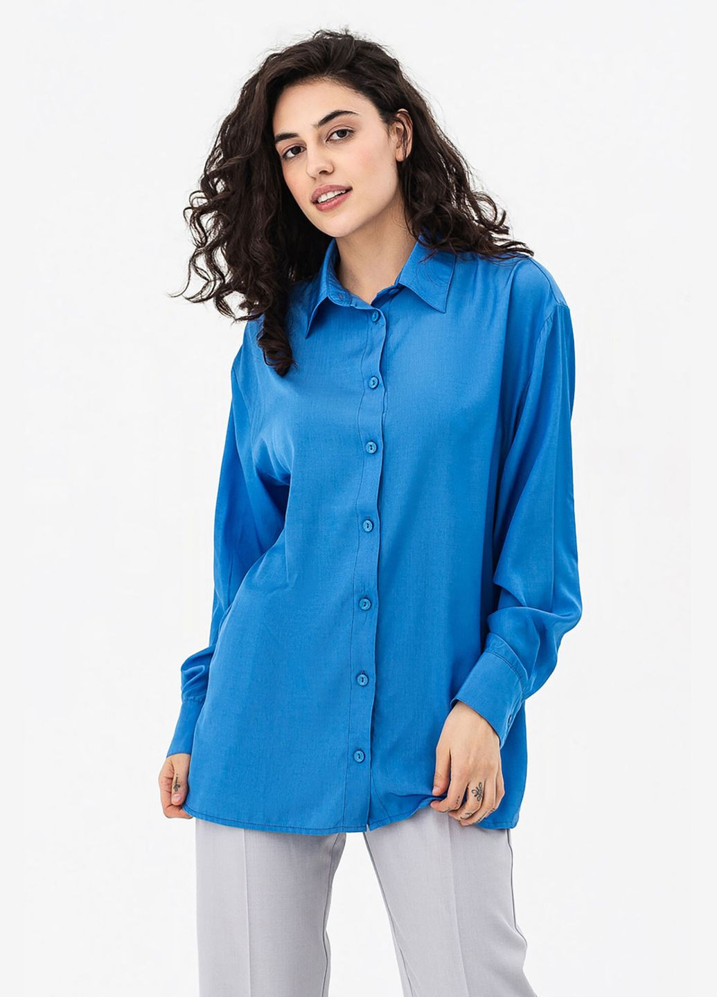 Синяя кэжуал рубашка однотонная Garne с длинным рукавом