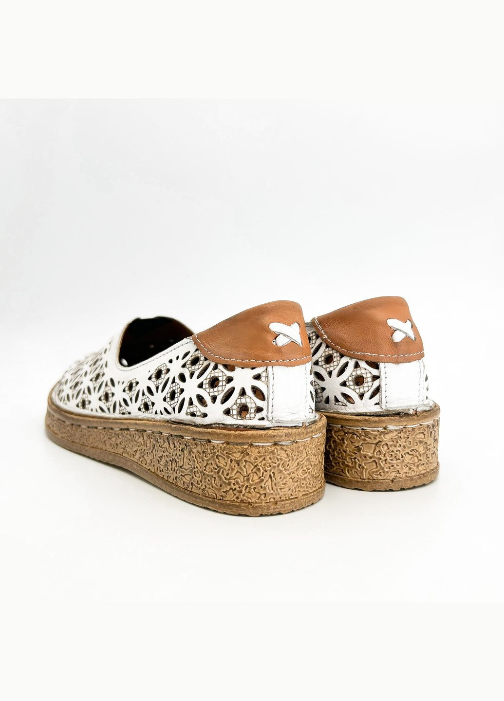 Белые мокасины (р) кожа 0-1-1-7436-1 Allist