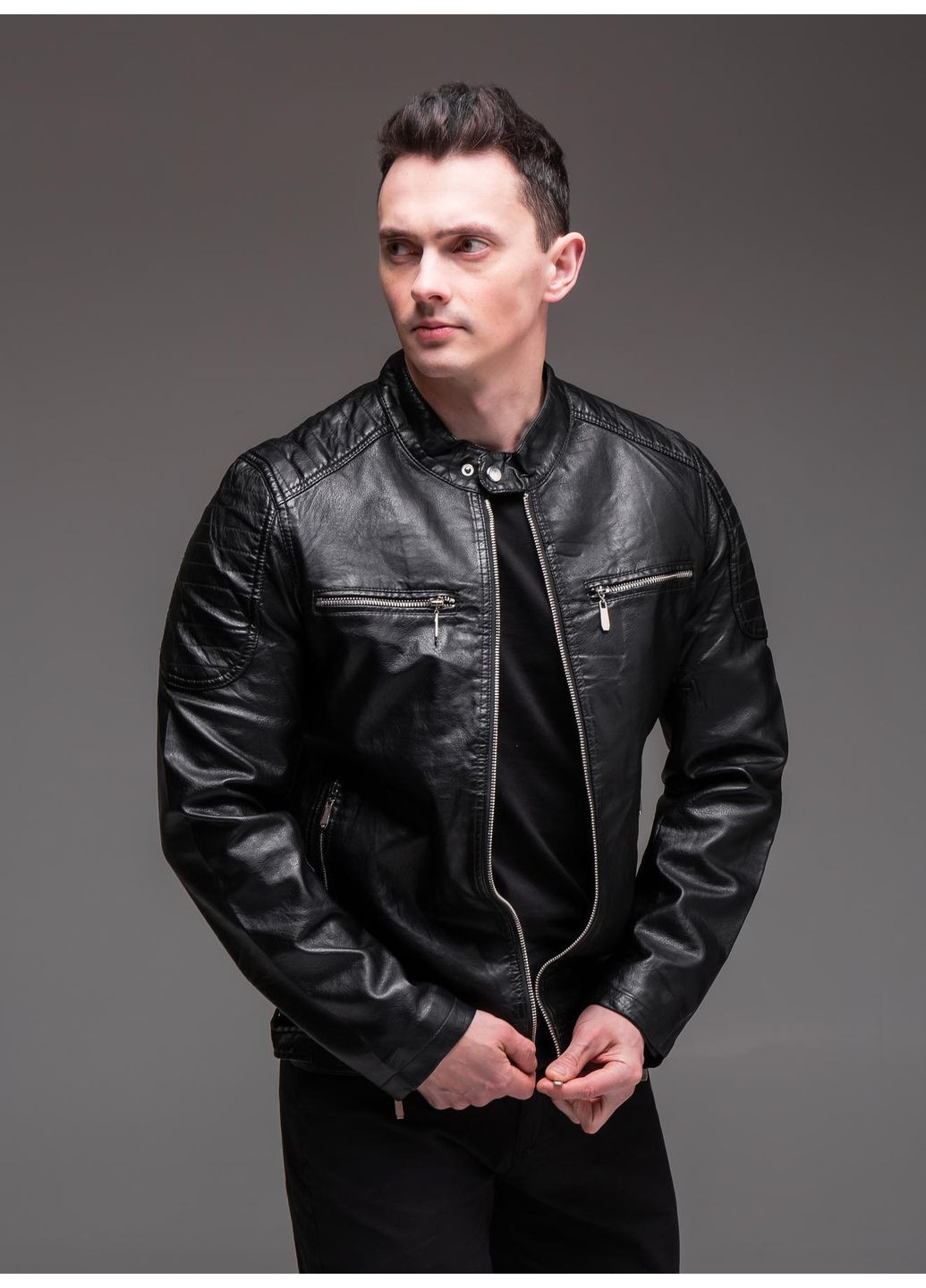 Черная демисезонная куртка мужская демисезонная косуха No Brand