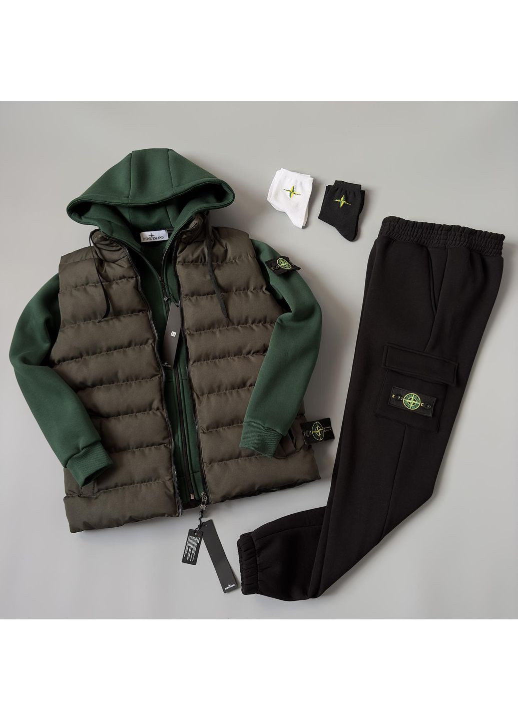 Набір STONE ЗИМА: жилет-зіп худі-штани-2 пари шкарпеток у подарунок No Brand (361021838)