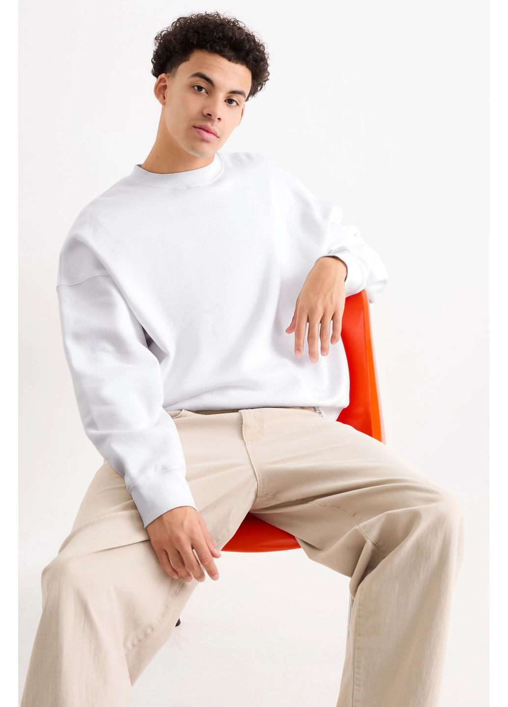 Білий світшот з бавовни оверсайз C&A однотонний (370339875)