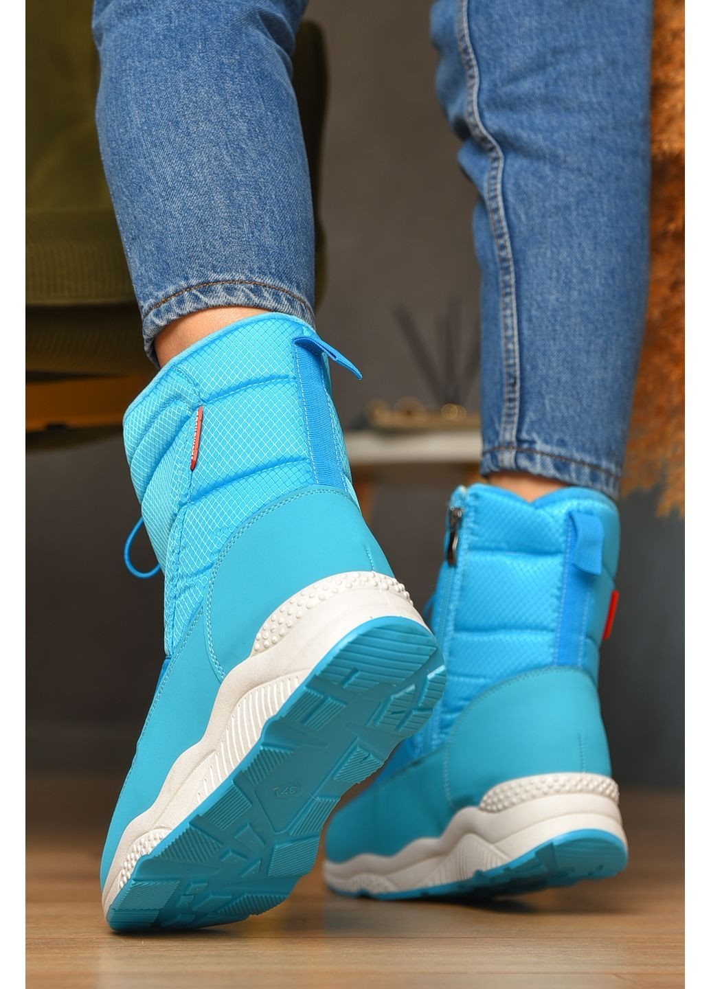 Голубые дутики женские на меху голубого цвета Let's Shop на молнии