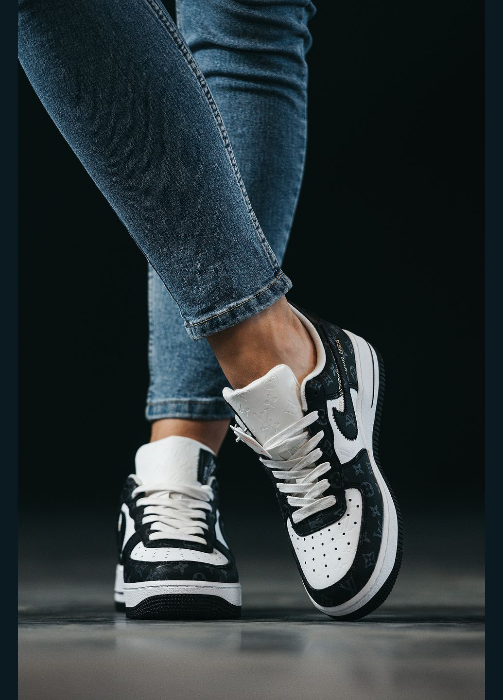 Кроссовки женские и мужские Nike Air Force 1 x Louis Vuitton black white | Найк Аир Форс 1 черно-белые No Brand чёрно-белые демисезоны (315683556)