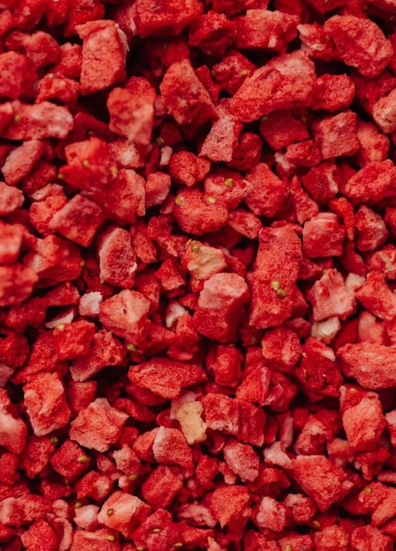 Клубника сублимированная крошка 30г (22-0276) Кукумбер (329851917)