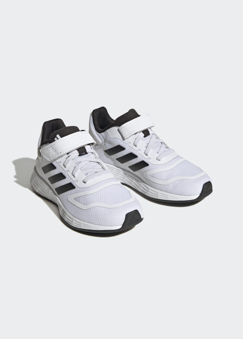 Білі всесезонні кросівки duramo 10 adidas