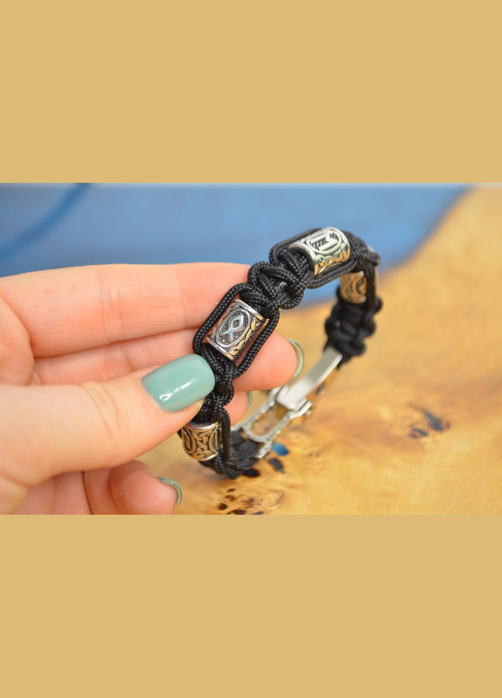 Браслет з 4 рунами та карабін-регулятором з візерунком плетіння Кобра під замовлення + брелок у подарунок No Brand (341738953)