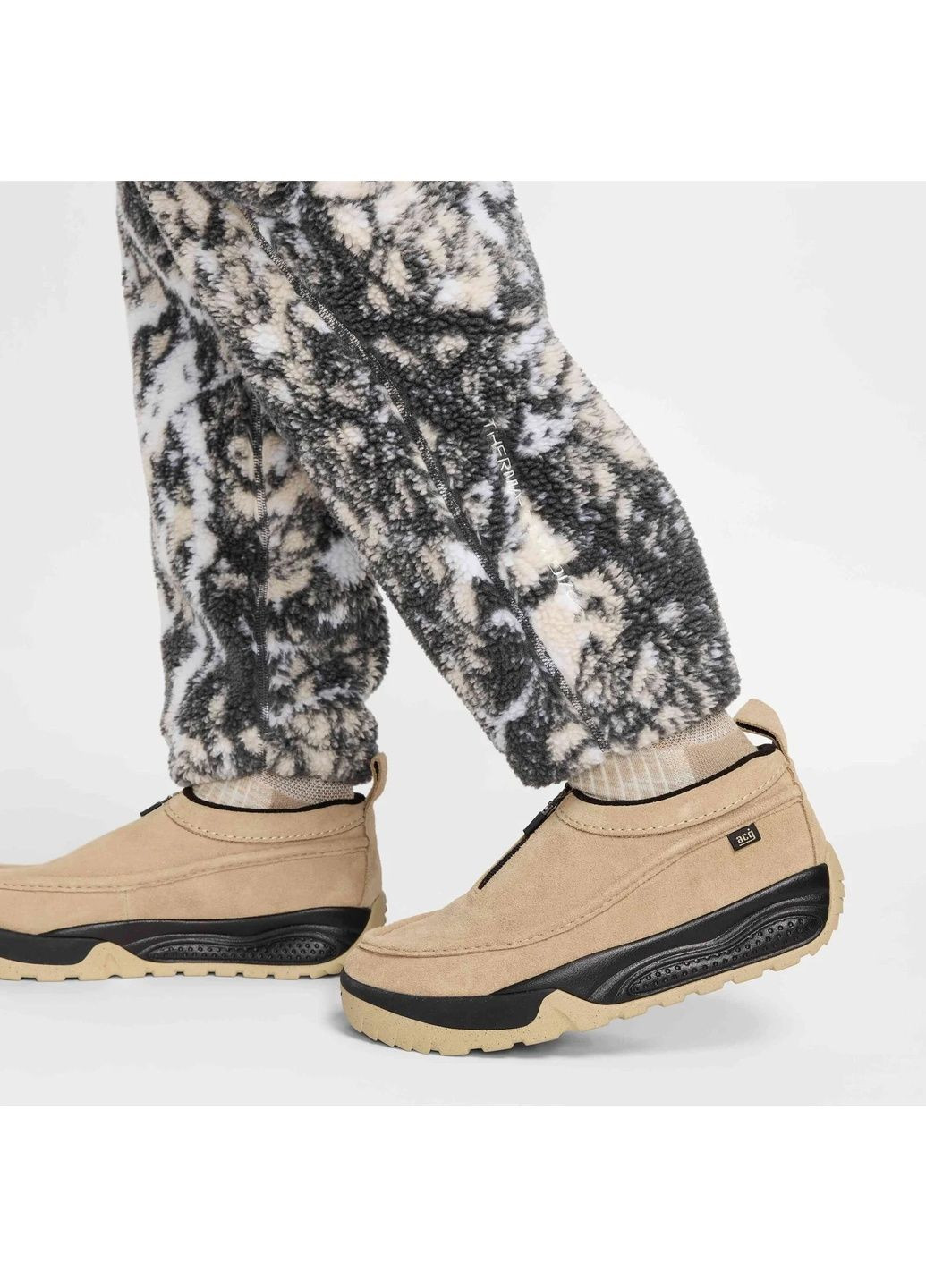 Штани чоловічі Acg Canwell Glacier Fleece Pants White/Grey Nike (365961409)