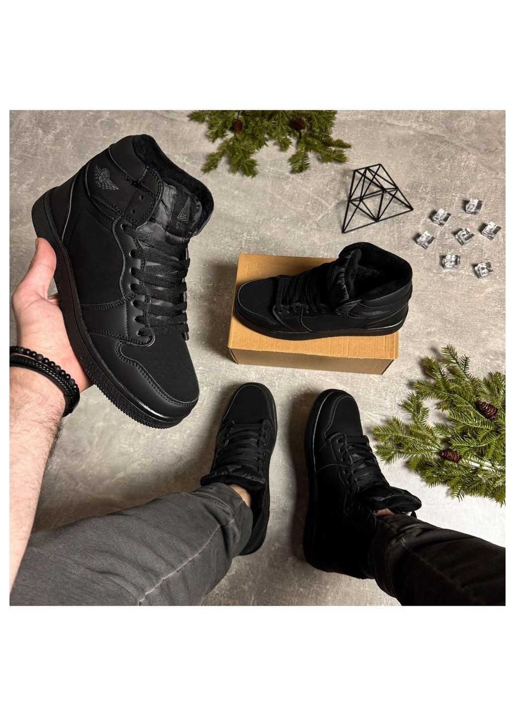 Черные зимние кроссовки мужские зимние Stilli