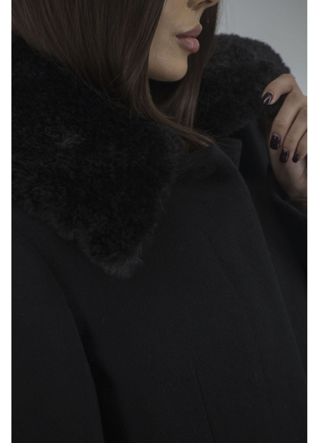 Чорне зимнє Жіноче чорно однотонне класичне вовняне пальто зі знімним штучним хутром Stella Polare (, ), 113025 No Brand