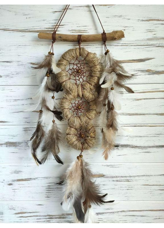 Ловец снов из пера декоративного петуха 3 круга. No Brand (366871771)
